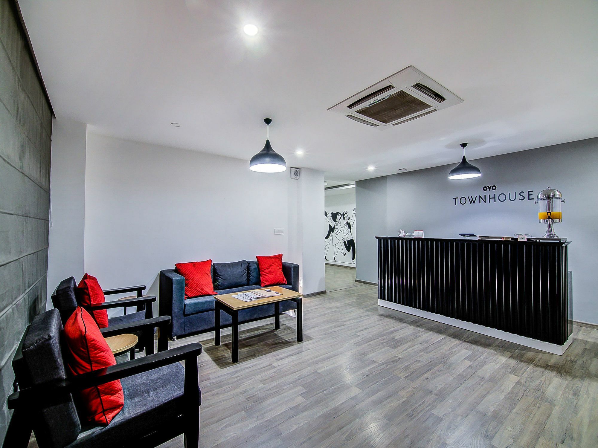 Oyo Townhouse 034 -Halcyon Hitech City Road Hyderabad Exterior photo