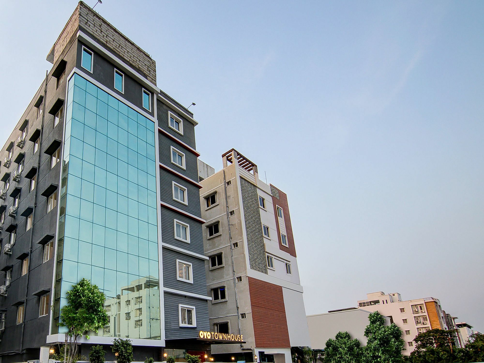 Oyo Townhouse 034 -Halcyon Hitech City Road Hyderabad Exterior photo